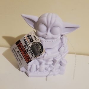 The Mandalorian baby yoda Grogu Star Wars Design a Vinyl markers coloring figure